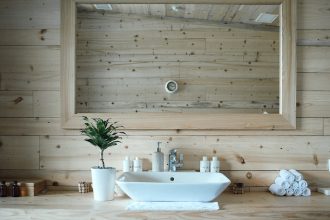Optimiser la ventilation de votre salle de bain avec une VMC