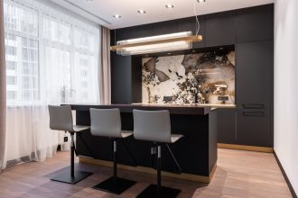La transformation de votre cuisine avec un petit ilot central